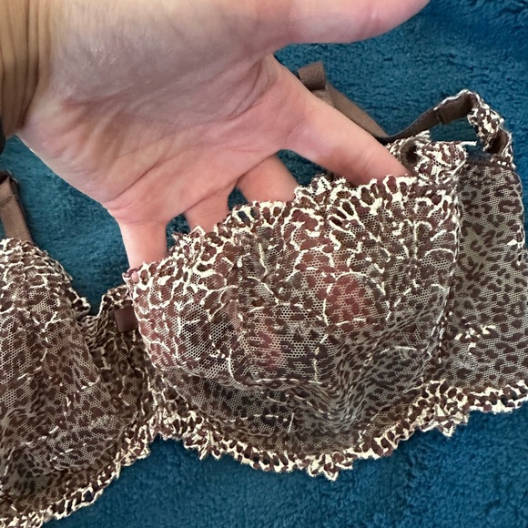 Chantelle animal print demi bra, 32D - Picture 5 of 16